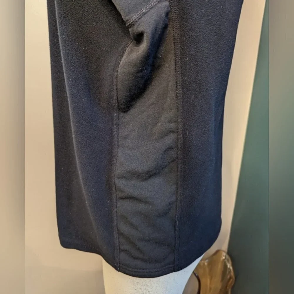 THE North Face 1/4 zip fleece Men's M or woman's XL
